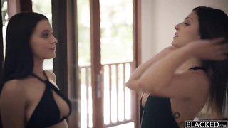 Leah xxx, Busty sex Babe - Best Friends Share Two BBCs