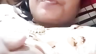 bangladeshi housewife showing boobs on mms video call by Khan