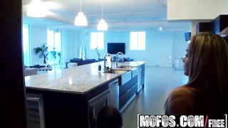 Pent-Up Lust in the Penthouse - Gulliana Alexis