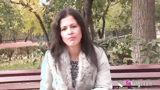 La milf Montse Swinger