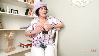 Mature Porn 2024.05.10 Minia XXX