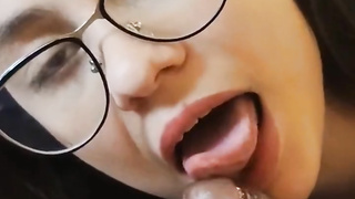 I cum inside the vagina of a Prostitute that my friends paid me as a gift.