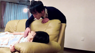 [DVDES-730] (English sub) A precocious brat is gunning for a big tits mama Classmate 3 ~ My mum's be