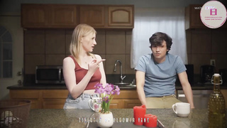 Melody Marks  intenta consolar a su hermano y lo consigue Sub