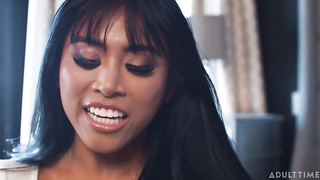 Ember Snow - Up Close With Ember Snow XXX