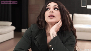 mujer y transexual follando