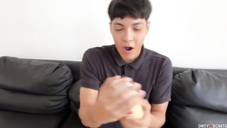 Mera Emma Mi hermanastra me ayuda a perder la virginidad Sub