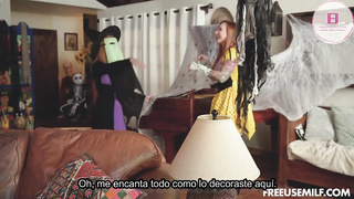 Evie Christian, Sophia Locke - Los Bromistas De Halloween Sub Esp