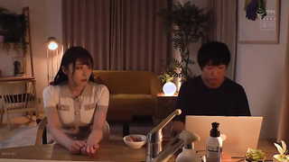 [HMN-615] Even Though I Love My Husband… On a Dangerous Day, at a Pregnancy Aphrodisiac Massage, My