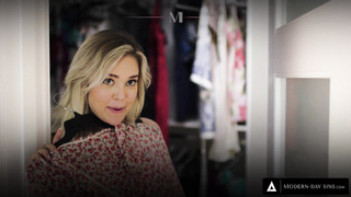 Sneaky PAWG Full Porn ALMOST CAUGHT CHEATING By Her Clueless Husband!