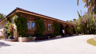 XXX Bed and Breakfast Sexy Milf