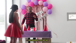 Isabella glasses girl Twitter full 2 video