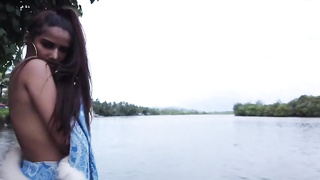 Poonam Pandey Naked 3