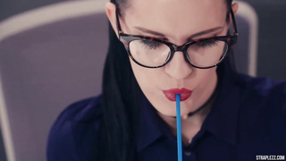 Straplez Mia & Merry Pie Strapless Dildo at the office