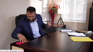 Cherry seduz seu chefe