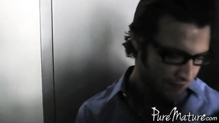 Julia é uma médica gostosa