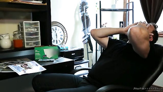 Alexis faz uma massagem especial