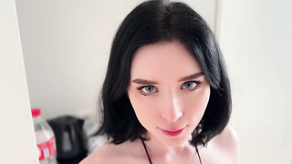 Sweetie xxx - Hot Spaniard Fucked Beauty & Cum in her Mouth at the Resort rq