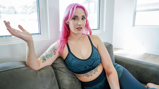 Ayudo a mi madrastra Siri Video XXX a volverse famosa en el porno para ganar dinero y divertirnos