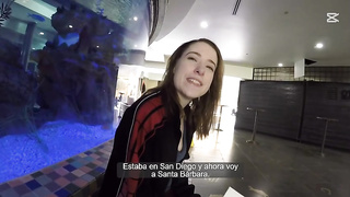 adolescente pálida se folla a un desconocido en el tren Alice Merchesi sub esp