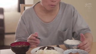 [JUL-705] After The Graduation Ceremony  Your Stepmom Is Giving You A Gift To Celebrate Your Entry I