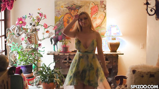 Jessie Rogers - Busty Jessie Rogers Plays With The Gardener While Husband's Away (21.05.202