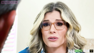 el profesor, una madre y su hija