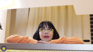 Mature Jordan Perry - Velma cosplay