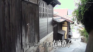 Japanese amateur MILF lactation and blowjob cum