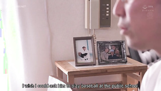 [ROE-370] Oral Humiliation A Nagging Housewife Next Door Who Always Complains Is Silenced With A Dic