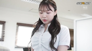 [SONE-115] Unexpectedly Shared a Room with a Middle-aged Sexual Harassment Boss Who Despises on a Bu