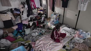 [MFYD-028] I fucked my sloppy big-titted aunt for a week in her stifling trash-filled room. Kitano M