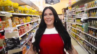 xxx sex - Quits Her Job And Gets Fucked By milf the clown