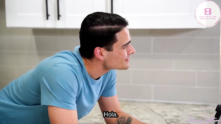 Ellie Tay - Rutina De Mami Para Un Coño Apretado Sub Esp