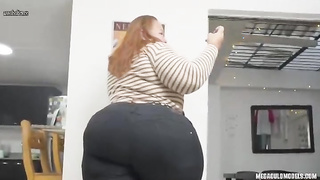 Jade Vegas - Megaculomodels